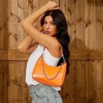 STAISE Shoulder Bags for Women, Trendy Crocodile Handbag Purses, Women’s Leather Crossbody Bag with Adjustable Straps & Chain (Orange)